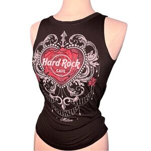 Y2K Hard Rock Cafe Women's Black and Red Graphic Muscle Tee